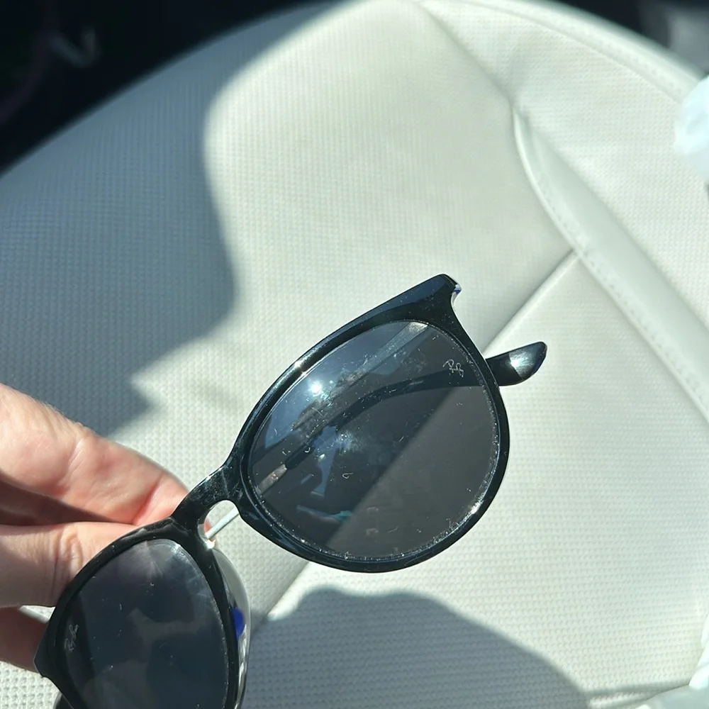 Rayban Ericka Sunglasses RB4171 - Picture 7 of 11